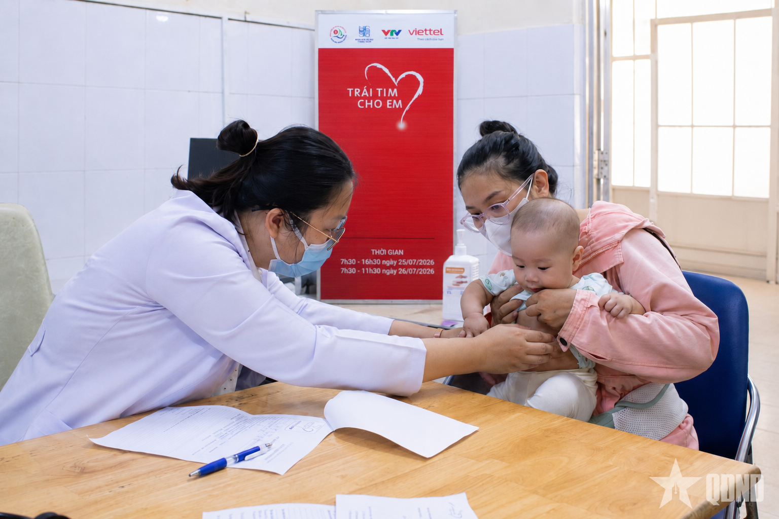 Viettel chung tay khám sàng lọc bệnh tim bẩm sinh miễn phí cho trẻ em